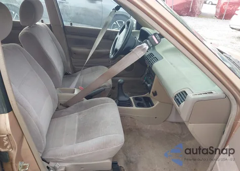 1994 Ford Escort Lx/Sport z USA, uszkodzony, nr VIN 1FARP15J0RW115269